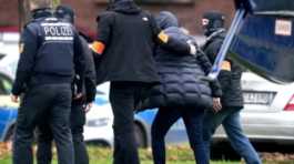 German police arrest far-right member